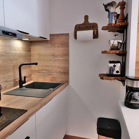 Rénové - 4 Pers Avec Terrasse - - Fr-1-458-259 Appartement *