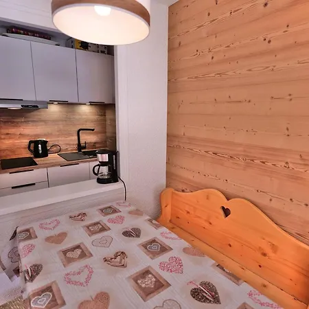 Appartement Rénové - 4 Pers Avec Terrasse - - Fr-1-458-259 Le Grand-Bornand